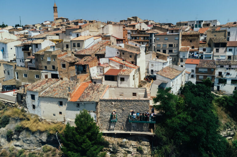 CÁRCAR INAUGURA EL MIRADOR DE LA CALLE OLMO Y CLAUSURA EL TALLER DE FORMACIÓN Y EMPLEO